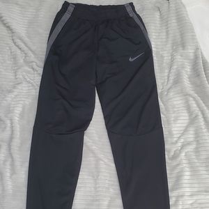 Black men's nike pants